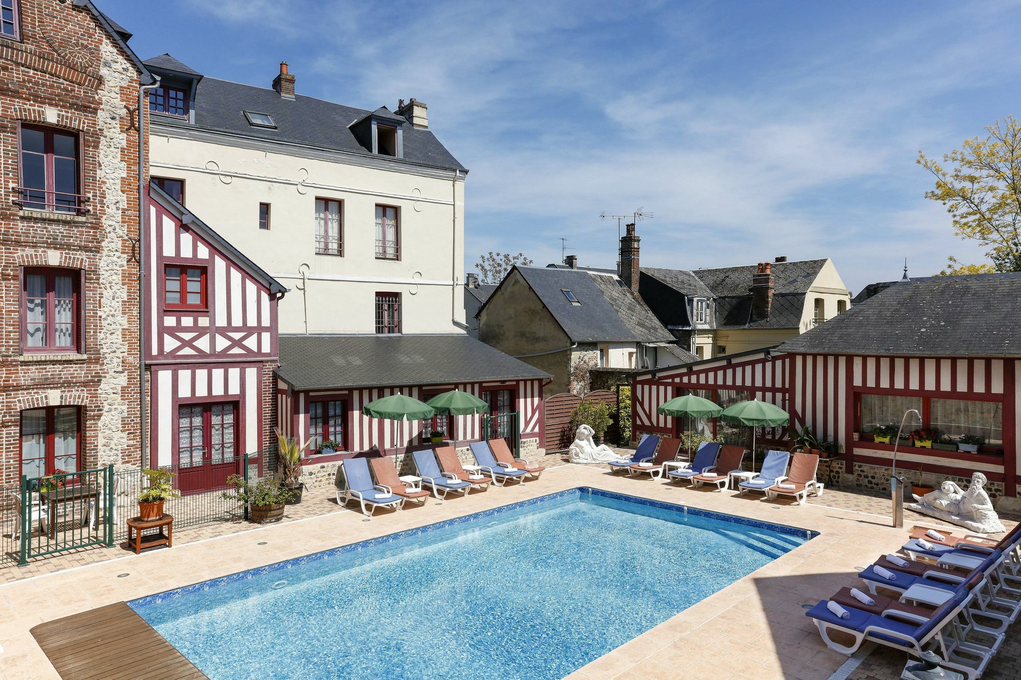 Hotel L'Ecrin Honfleur Exterior photo